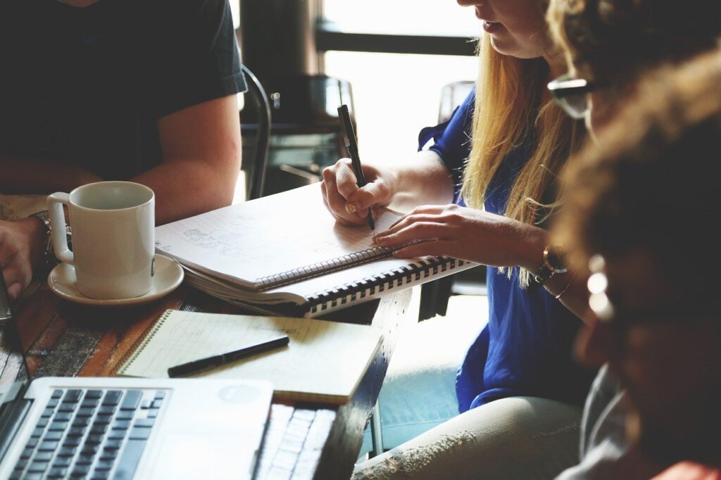 Rencontrer des Experts SAP, ETL ?